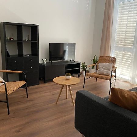 Sziget Apartment Győr Esterno foto