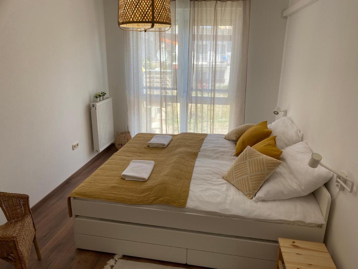 Sziget Apartment Győr Esterno foto